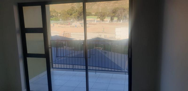 To Let 2 Bedroom Property for Rent in Gordons Bay Western Cape